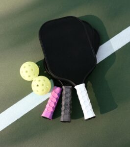 huong-dan-day-du-chon-dung-loai-hesacore-grip-vot-pickleball-cua-ban