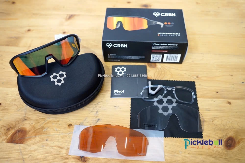 kinh-crbn-pivot-pickleball