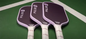 so-sanh-cac-dong-vot-pickleball-apes-pulse-v-x-va-s